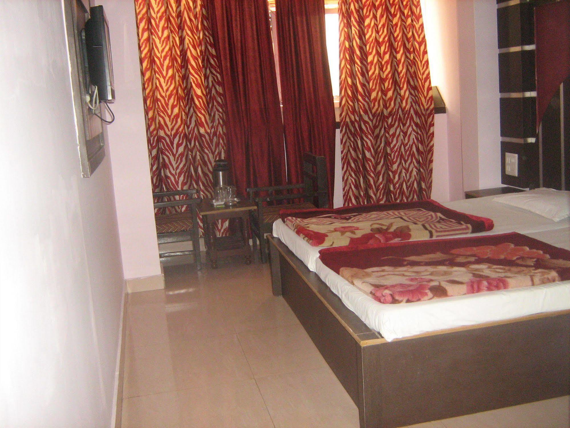 Hotel Gyan Haridwār Dış mekan fotoğraf